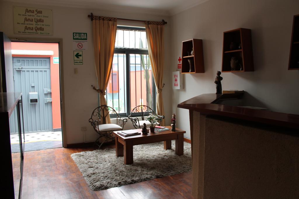 לימה Casa Hualpa Hostel מראה חיצוני תמונה