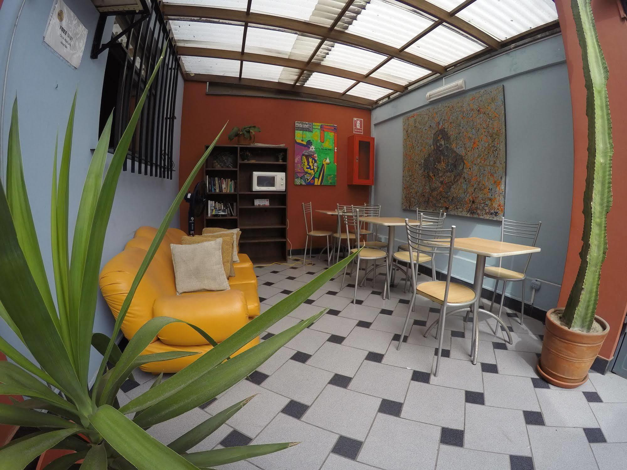 לימה Casa Hualpa Hostel מראה חיצוני תמונה