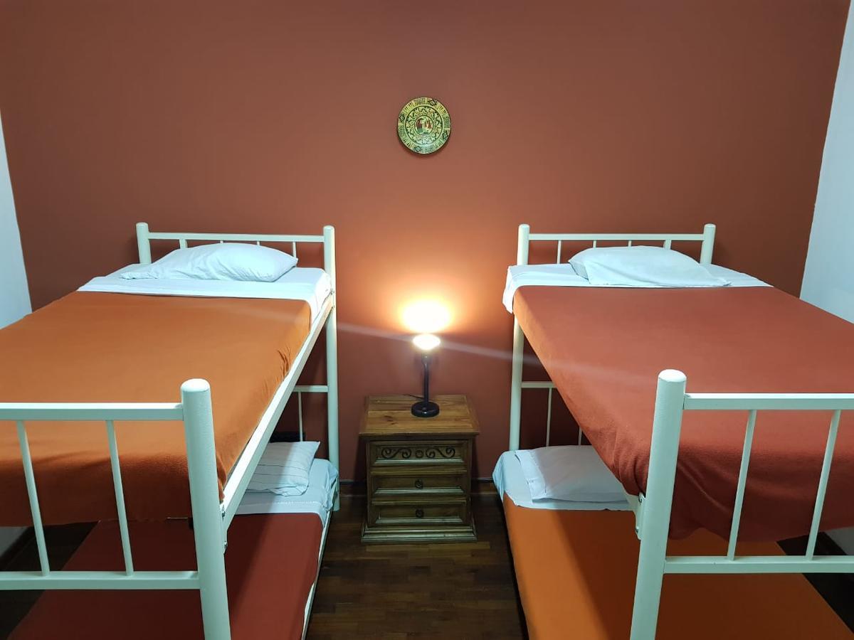 לימה Casa Hualpa Hostel מראה חיצוני תמונה
